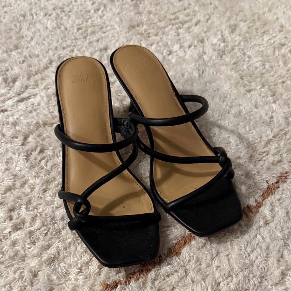 Abercrombie & Fitch Black Strappy Sandals